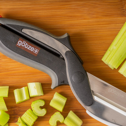 Revolutionary 5-in-1 Kitchen Scissors: Chop Veggies, Meat & More in Seconds